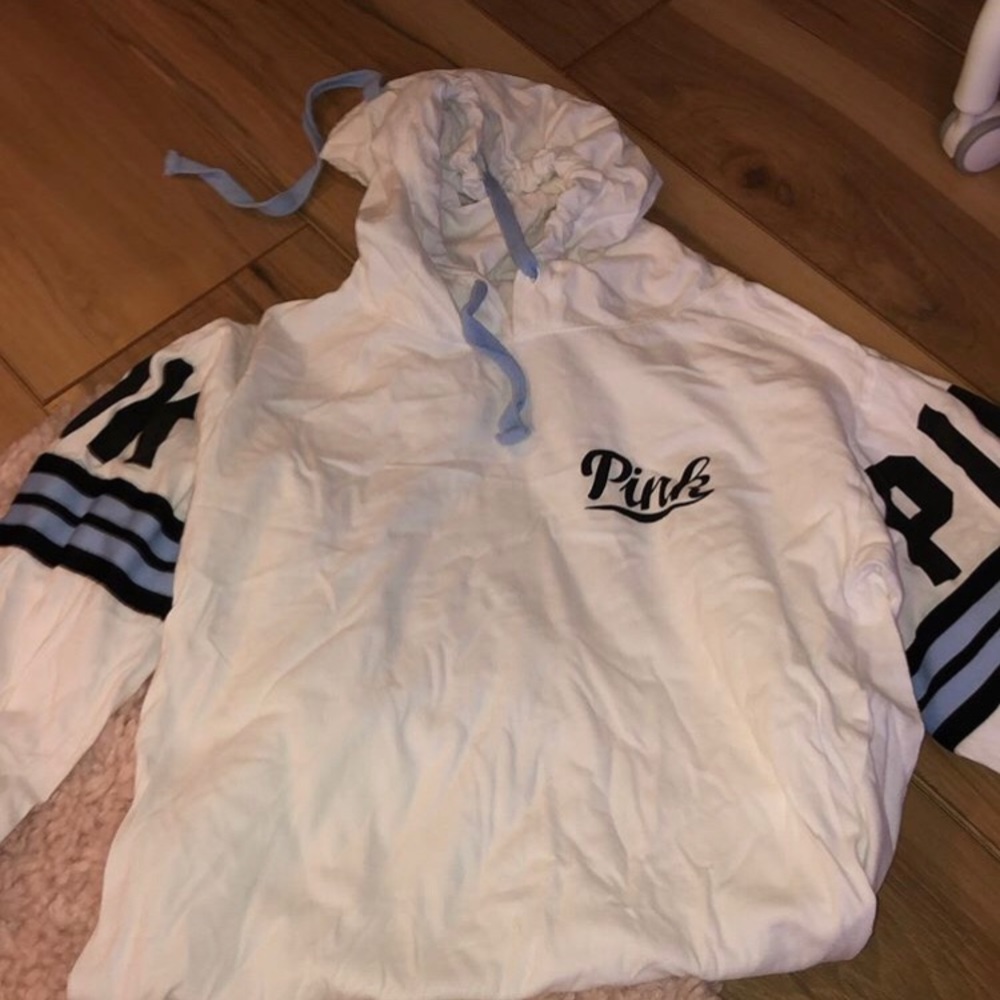 VS Pink long sleeved t-shirt with hoodie